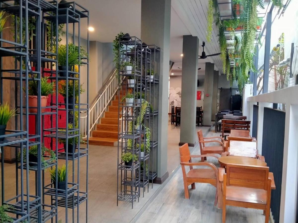 曼谷 Bbhouse Rambuttri 2酒店 外观 照片